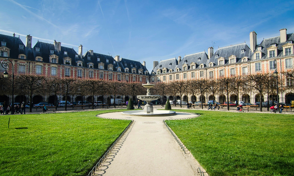 Place des Vosges, the oldest square in Paris